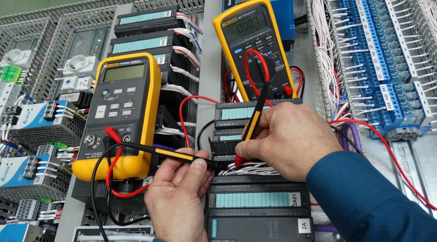 Лабораторная установка и измерительное оборудование