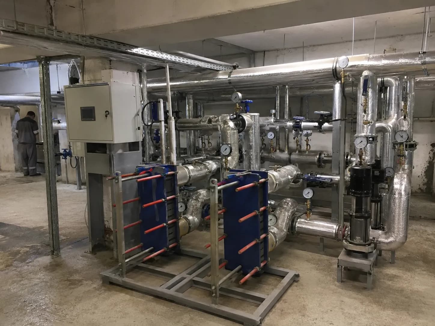 Монтаж теплового узла для здания площадью 1 500 м² — пример выполненной работы